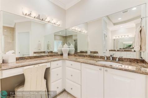 2140 NE 24th Street Wilton Manors FL 33305