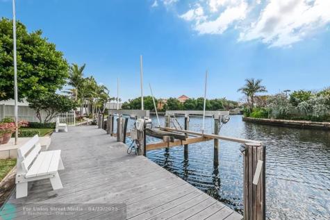 2140 NE 24th Street Wilton Manors FL 33305