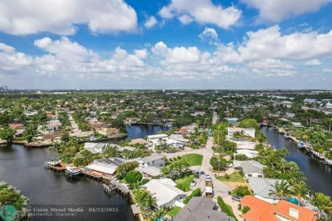 2140 NE 24th Street Wilton Manors FL 33305