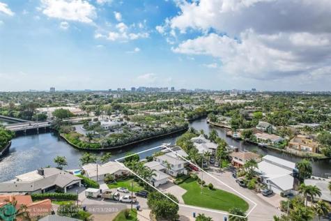 2140 NE 24th Street Wilton Manors FL 33305