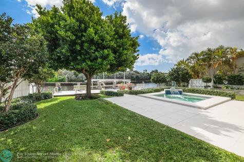2140 NE 24th Street Wilton Manors FL 33305