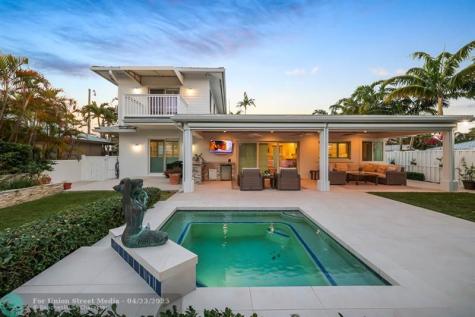 2140 NE 24th Street Wilton Manors FL 33305