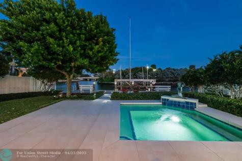 2140 NE 24th Street Wilton Manors FL 33305