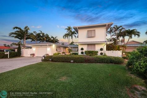 2140 NE 24th Street Wilton Manors FL 33305