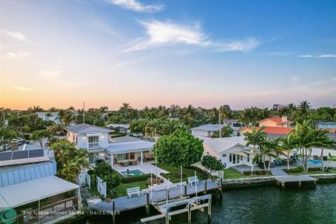 2140 NE 24th Street Wilton Manors FL 33305