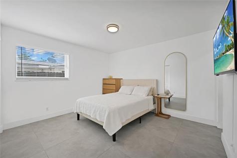 300 SW 65th Way Pembroke Pines FL 33023