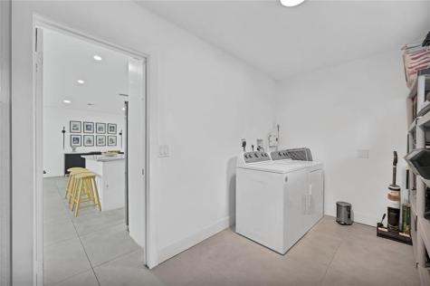 300 SW 65th Way Pembroke Pines FL 33023