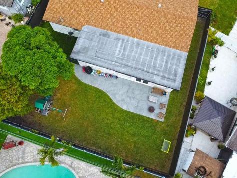 300 SW 65th Way Pembroke Pines FL 33023