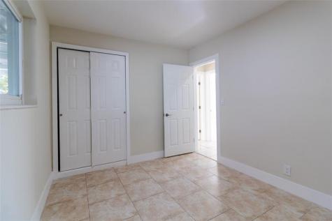 6540 Garfield Street Hollywood FL 33024