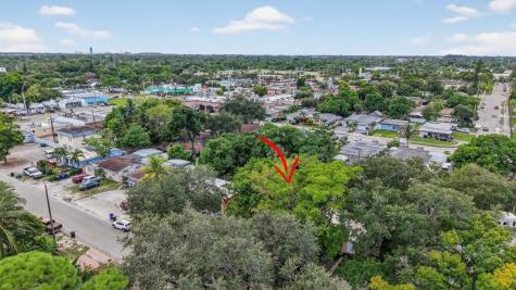 1141 SW 25th Avenue Fort Lauderdale FL 33312
