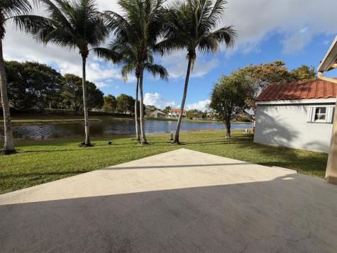 853 Sand Creek Circle Weston FL 33327