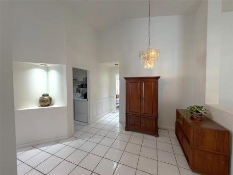 853 Sand Creek Circle Weston FL 33327