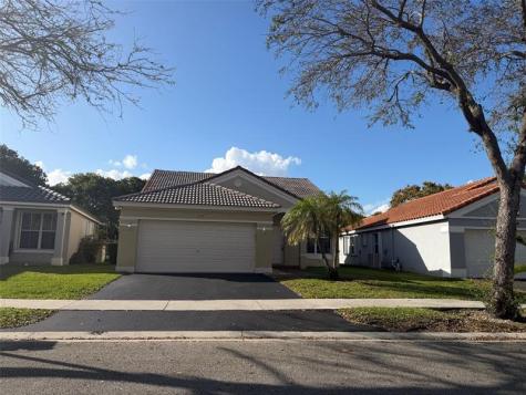 853 Sand Creek Circle Weston FL 33327