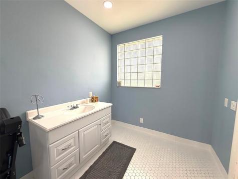 853 Sand Creek Circle Weston FL 33327