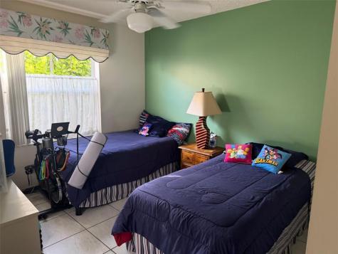 853 Sand Creek Circle Weston FL 33327
