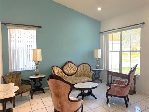 853 Sand Creek Circle Weston FL 33327