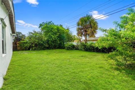 3110 NW 5th Court Lauderhill FL 33311