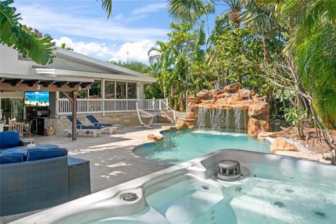 2518 Whale Harbor Lane Fort Lauderdale FL 33312
