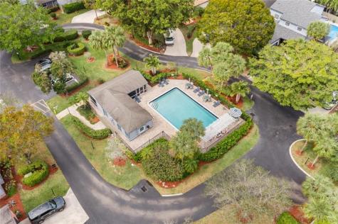 6558 Abbey Road Parkland FL 33067