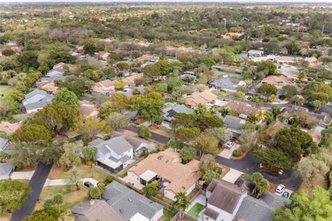 6558 Abbey Road Parkland FL 33067