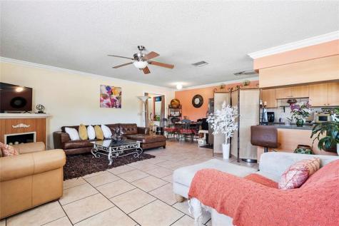5829 Taylor Street Hollywood FL 33021