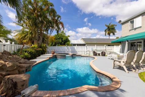 1220 SW 46th Terrace Deerfield Beach FL 33442