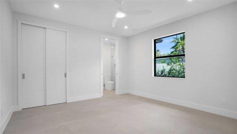 317 NE 21st Street Wilton Manors FL 33305