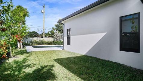 317 NE 21st Street Wilton Manors FL 33305