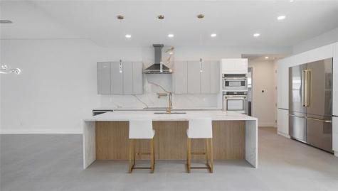 317 NE 21st Street Wilton Manors FL 33305