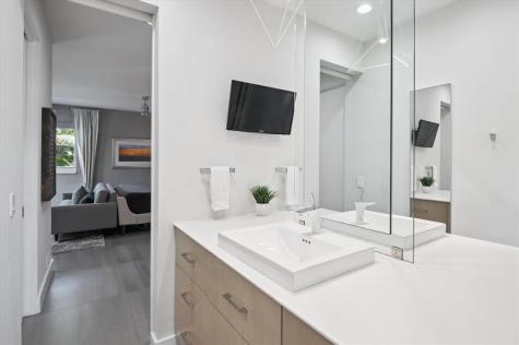 2516 NE 26th Avenue Fort Lauderdale FL 33305