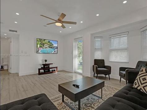 3291 SW 44th Street Dania Beach FL 33312