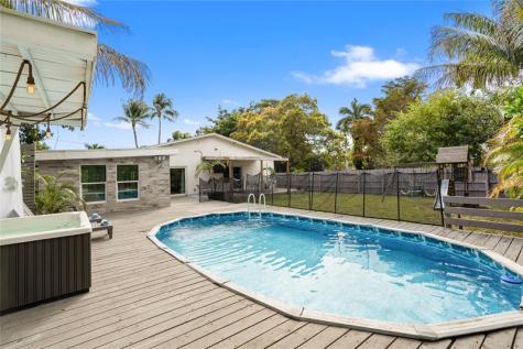 3291 SW 44th Street Dania Beach FL 33312