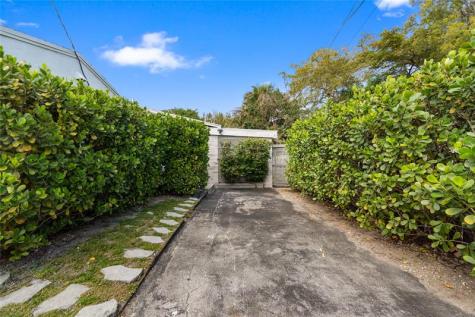 3291 SW 44th Street Dania Beach FL 33312