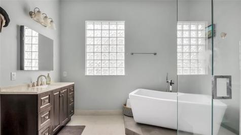 5252 NW 51st Street Coconut Creek FL 33073