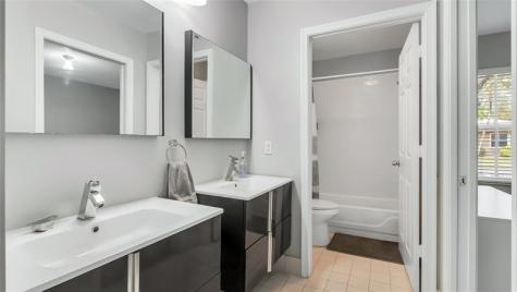 5252 NW 51st Street Coconut Creek FL 33073