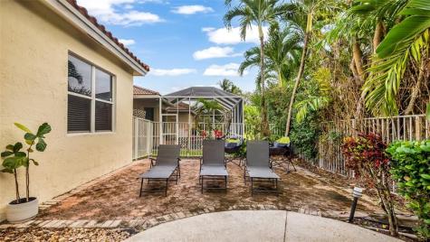 5252 NW 51st Street Coconut Creek FL 33073