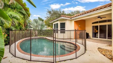 5252 NW 51st Street Coconut Creek FL 33073