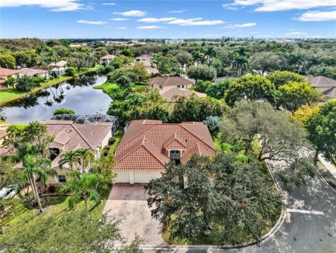 5252 NW 51st Street Coconut Creek FL 33073