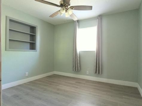 4421 NW 34th Court Lauderdale Lakes FL 33319