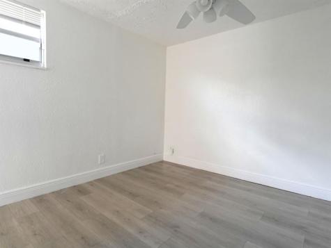 4421 NW 34th Court Lauderdale Lakes FL 33319