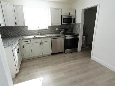 4421 NW 34th Court Lauderdale Lakes FL 33319