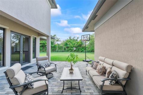 10472 Cobalt Court Parkland FL 33076