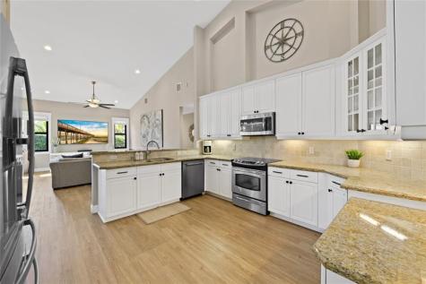 4940 NW 110th Terrace Coral Springs FL 33076
