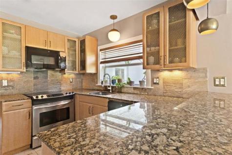 1812 SW 9th Avenue Fort Lauderdale FL 33315