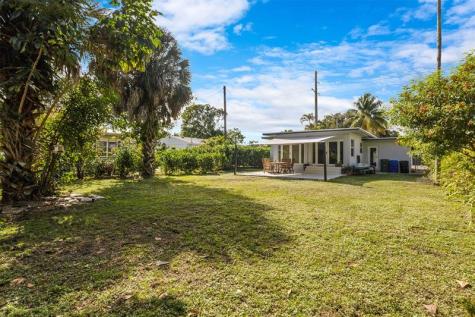 1812 SW 9th Avenue Fort Lauderdale FL 33315