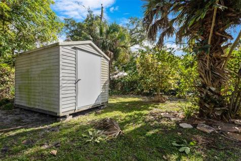 1812 SW 9th Avenue Fort Lauderdale FL 33315