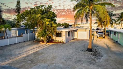 132 Gardenia Tavernier FL 33070