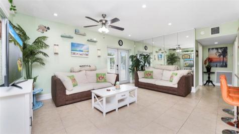 132 Gardenia Tavernier FL 33070