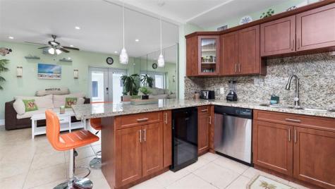 132 Gardenia Tavernier FL 33070