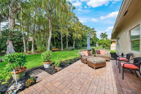 153 Kapok Crescent Royal Palm Beach FL 33411